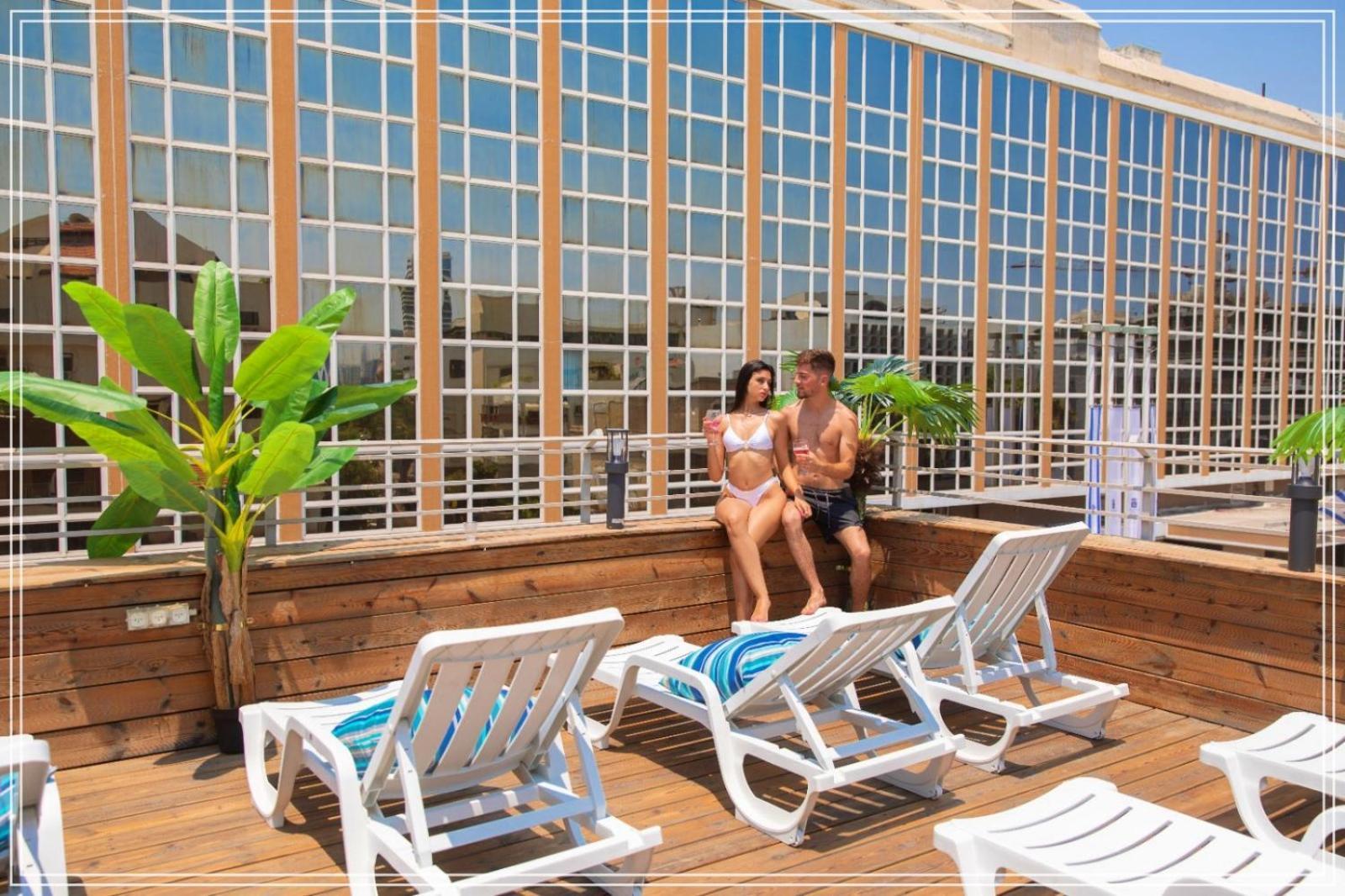 Dream Beach 98 Hotel And Spa Tel Awiw Zewnętrze zdjęcie